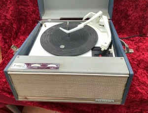 Image of vintage reccord player